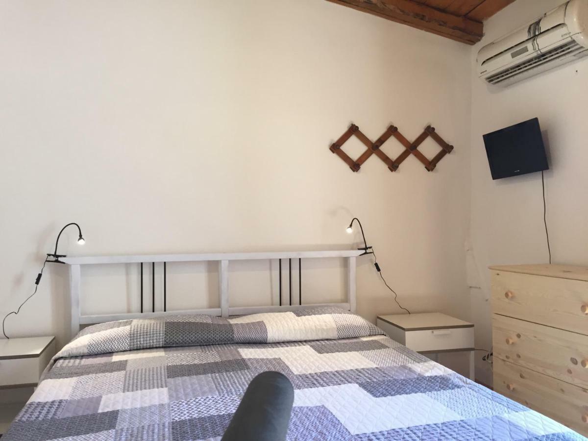 Porta Marina Ortigia Villa Syracuse Buitenkant foto